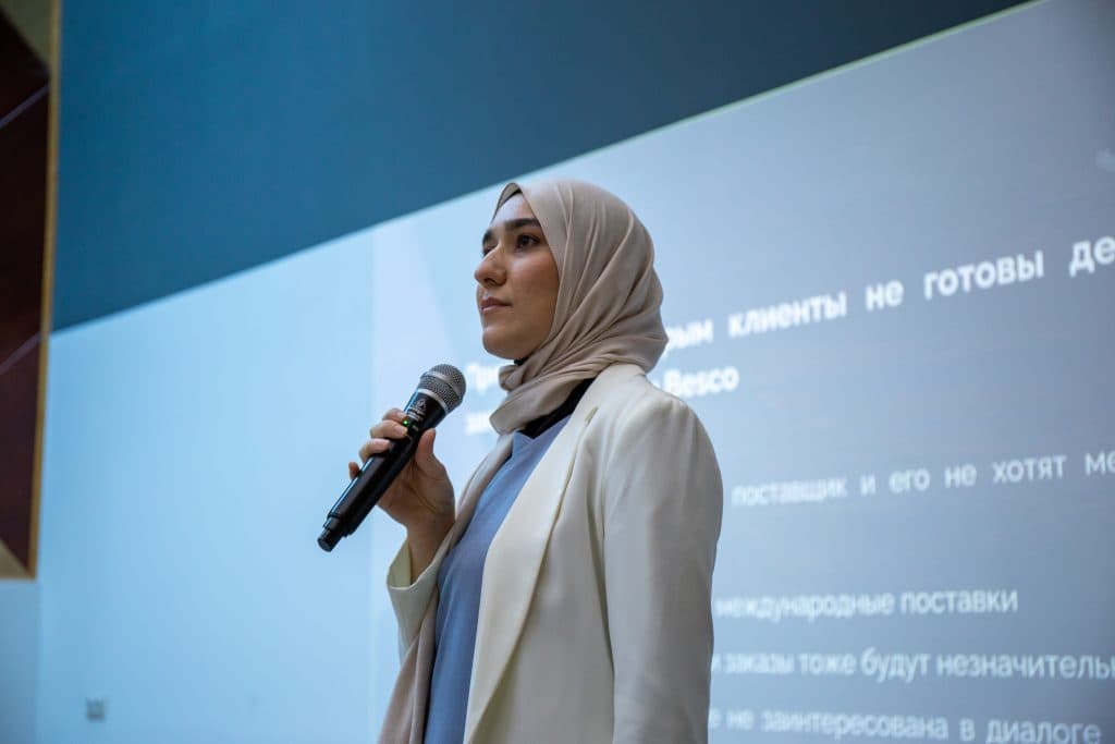 Очередной тренинг на тему "Телефонный звонок. Цели, структура и тезисы"
